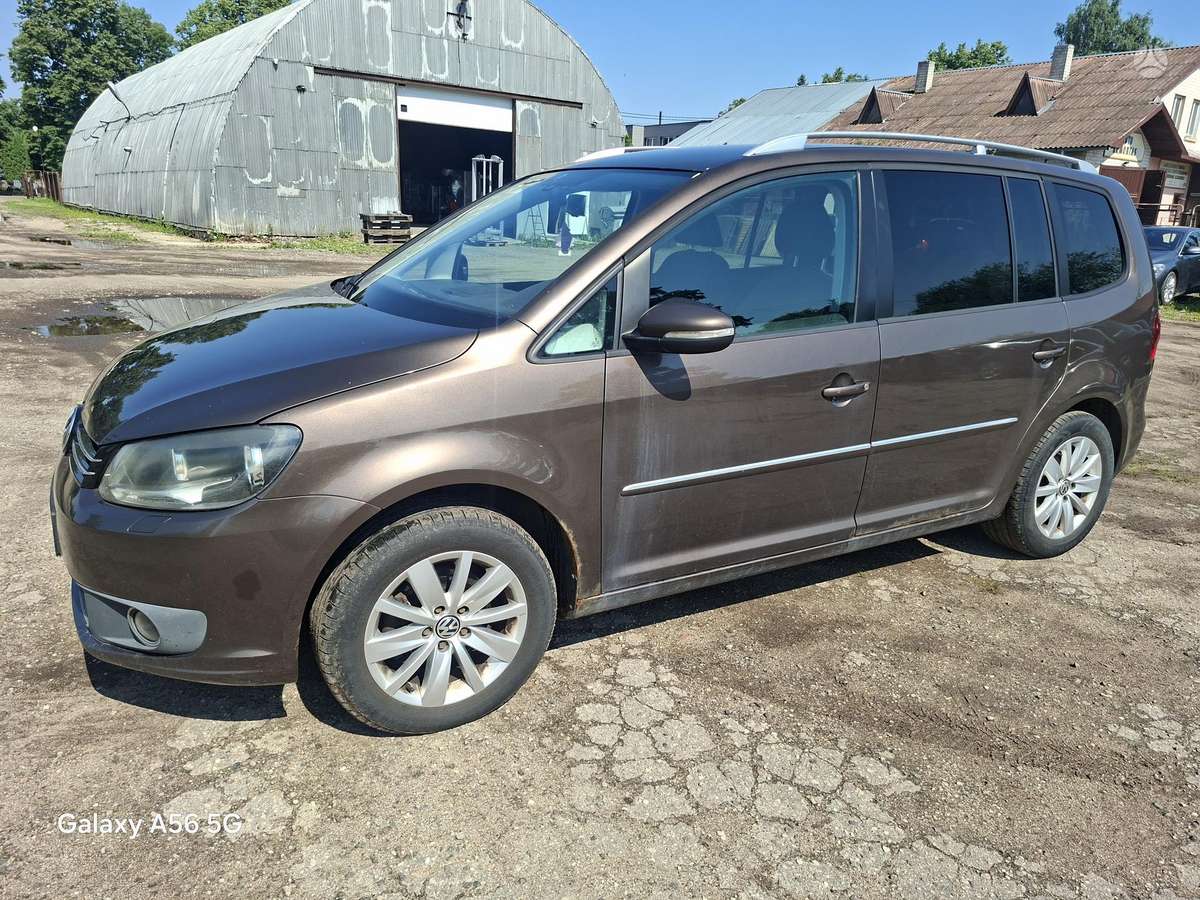 Volkswagen Touran - 2