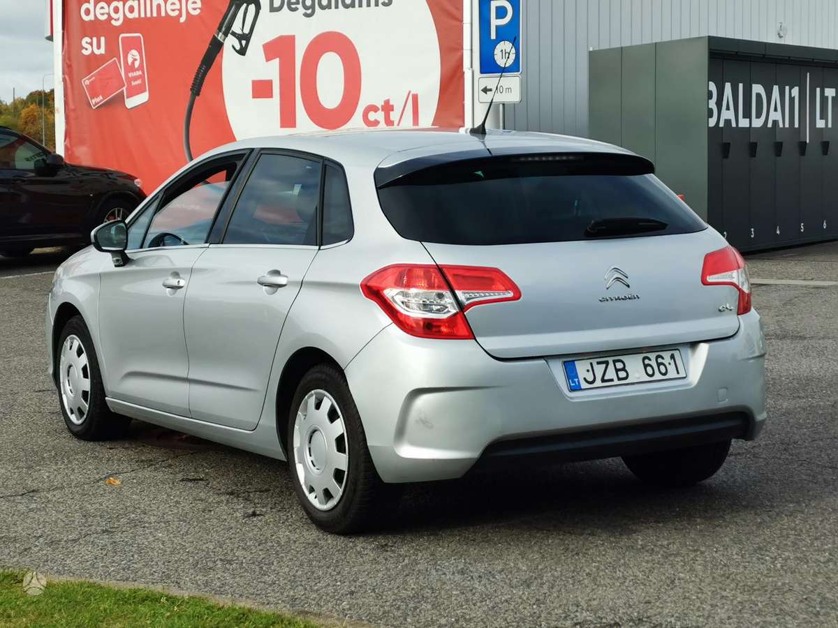 Citroen C4, 1.6 l., Хэтчбек
