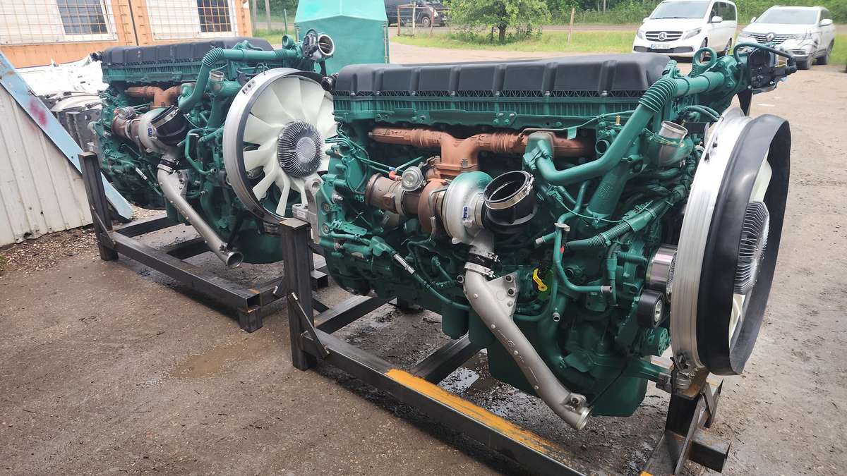 Volvo Variklis naujas D13K7 DALIMIS, тягачи
