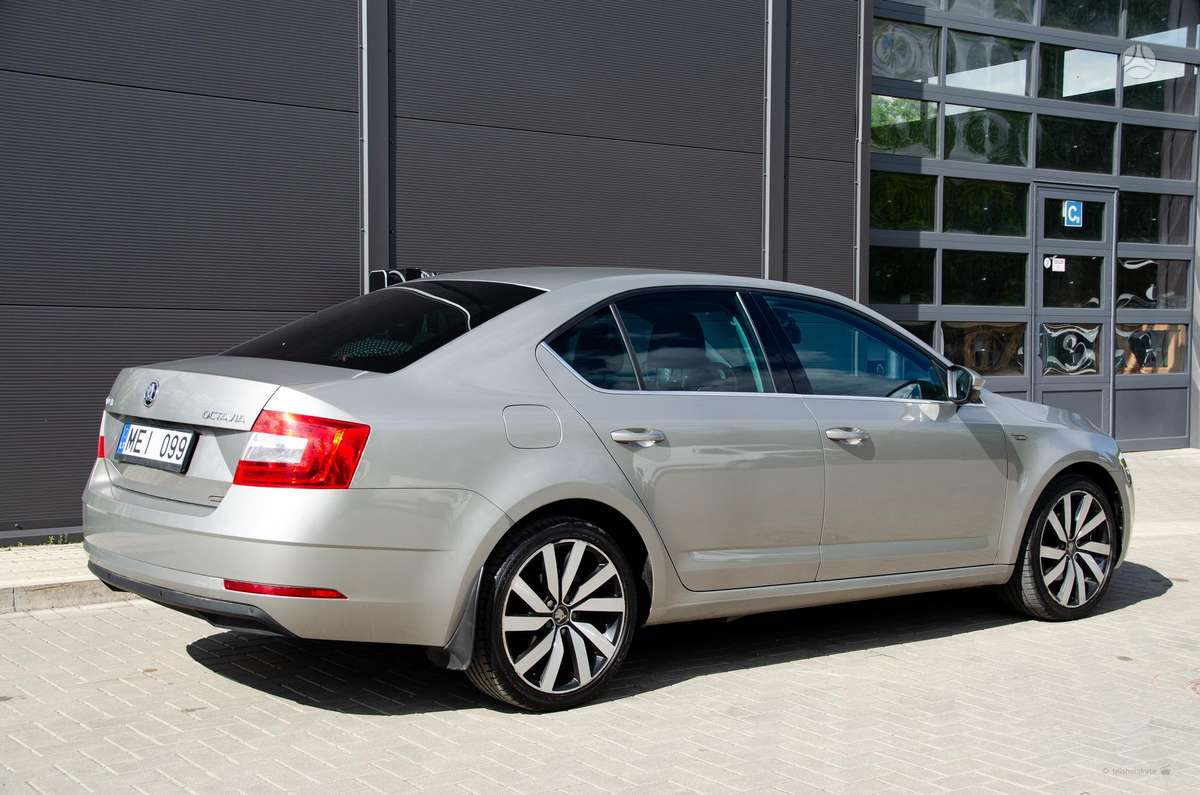 Škoda Octavia - 5