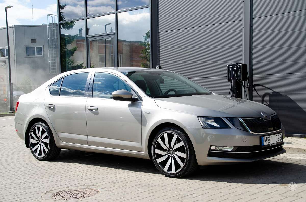 Škoda Octavia - 8