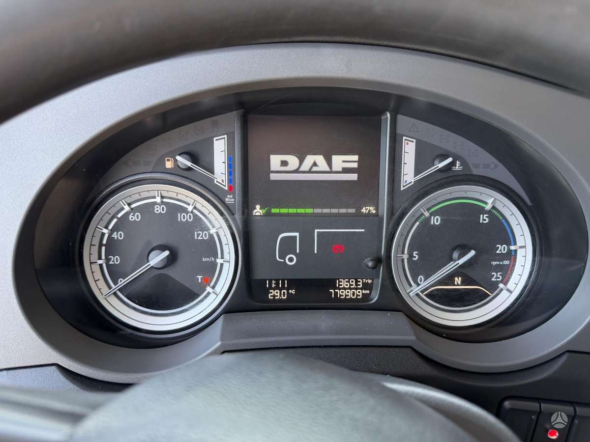 DAF XF106-460 Retarder, шасси