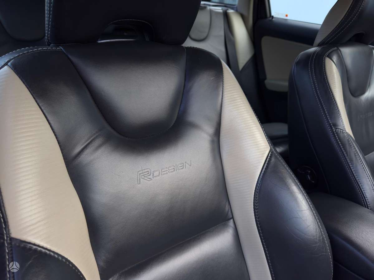 Volvo XC60 - 11