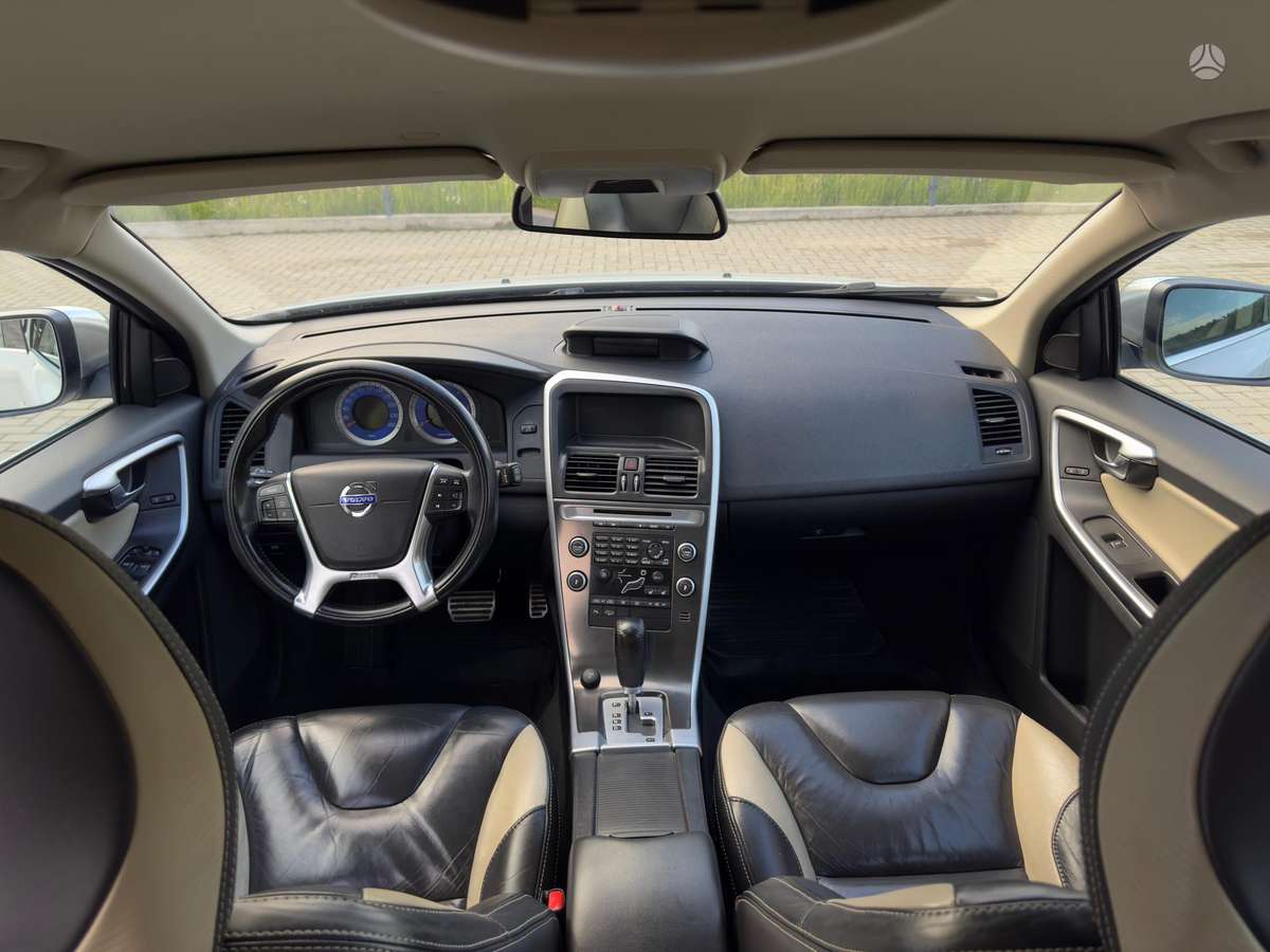 Volvo XC60 - 12