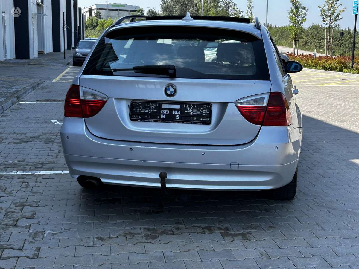 BMW 320, 2.0 l., wagon