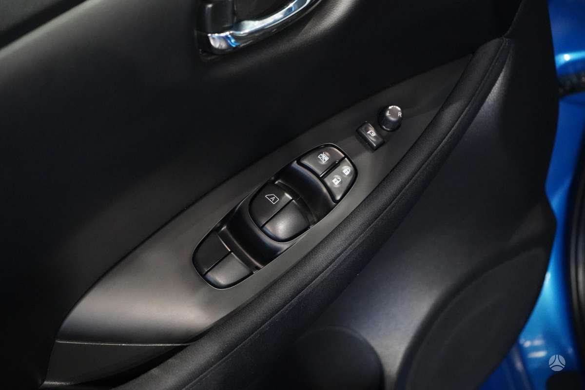 Nissan Leaf, 40 kWh, hatchback