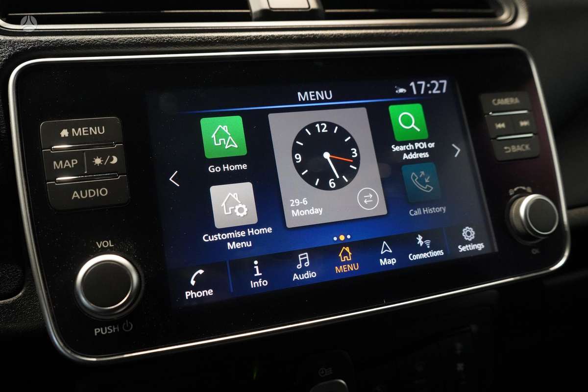 Nissan Leaf, 40 kWh, hatchback