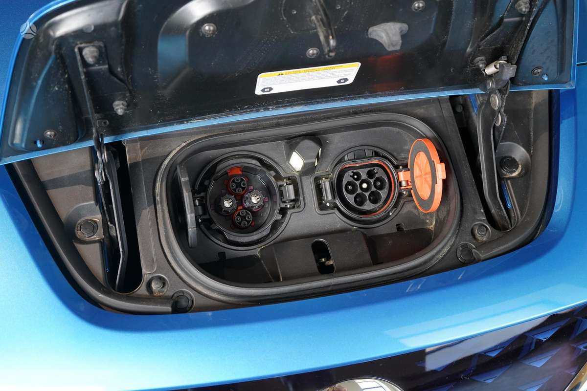 Nissan Leaf, 40 kWh, hatchback