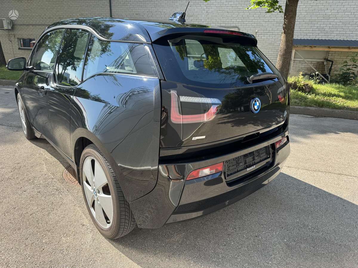 BMW i3, 33 kWh, hatchback
