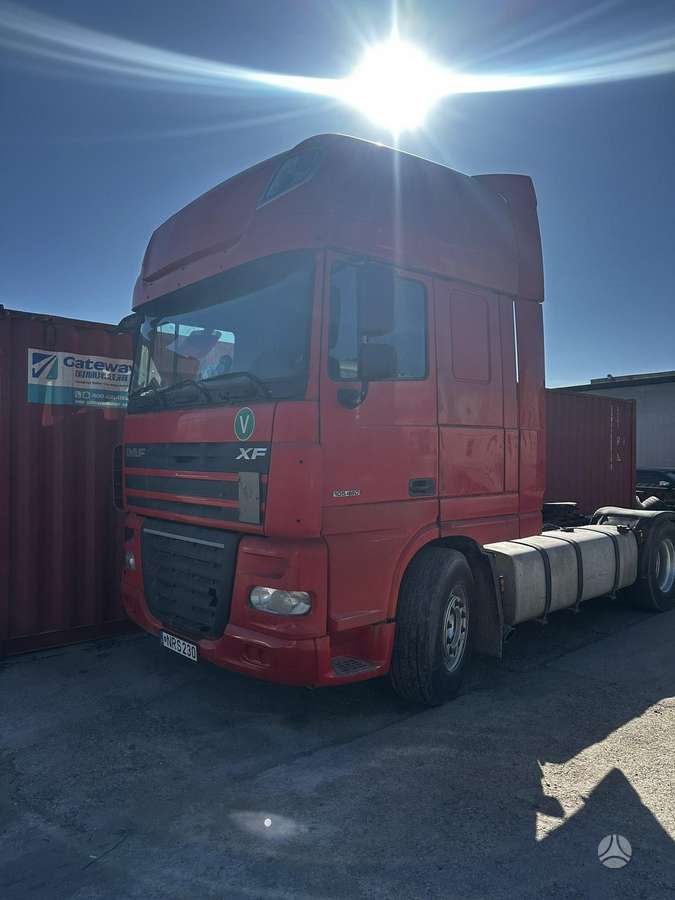 DAF XF105.460, double sleeper