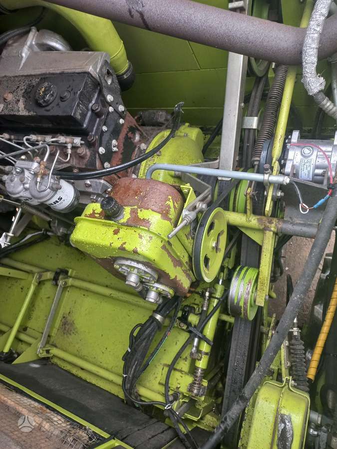 Claas MEGA-202, kombainai
