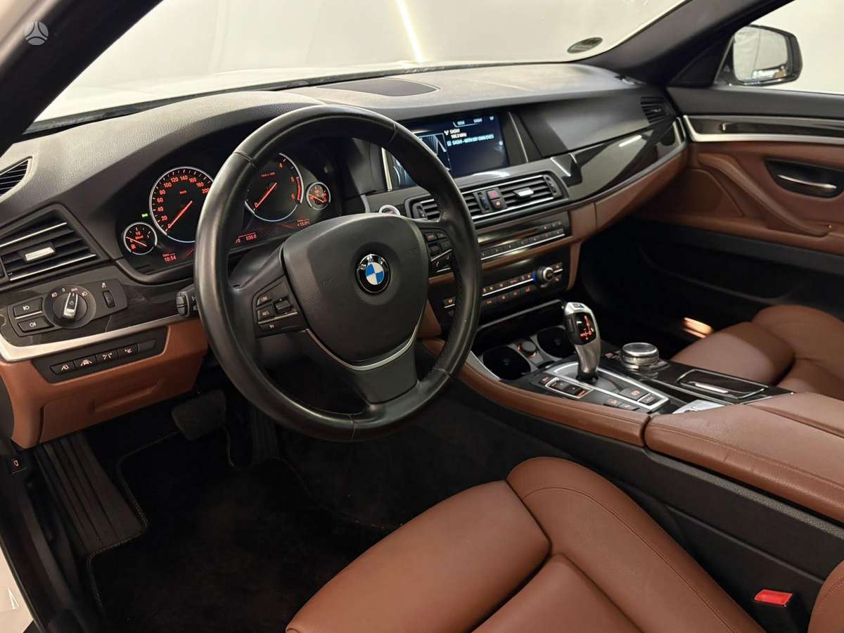 BMW 520, 2.0 l., wagon