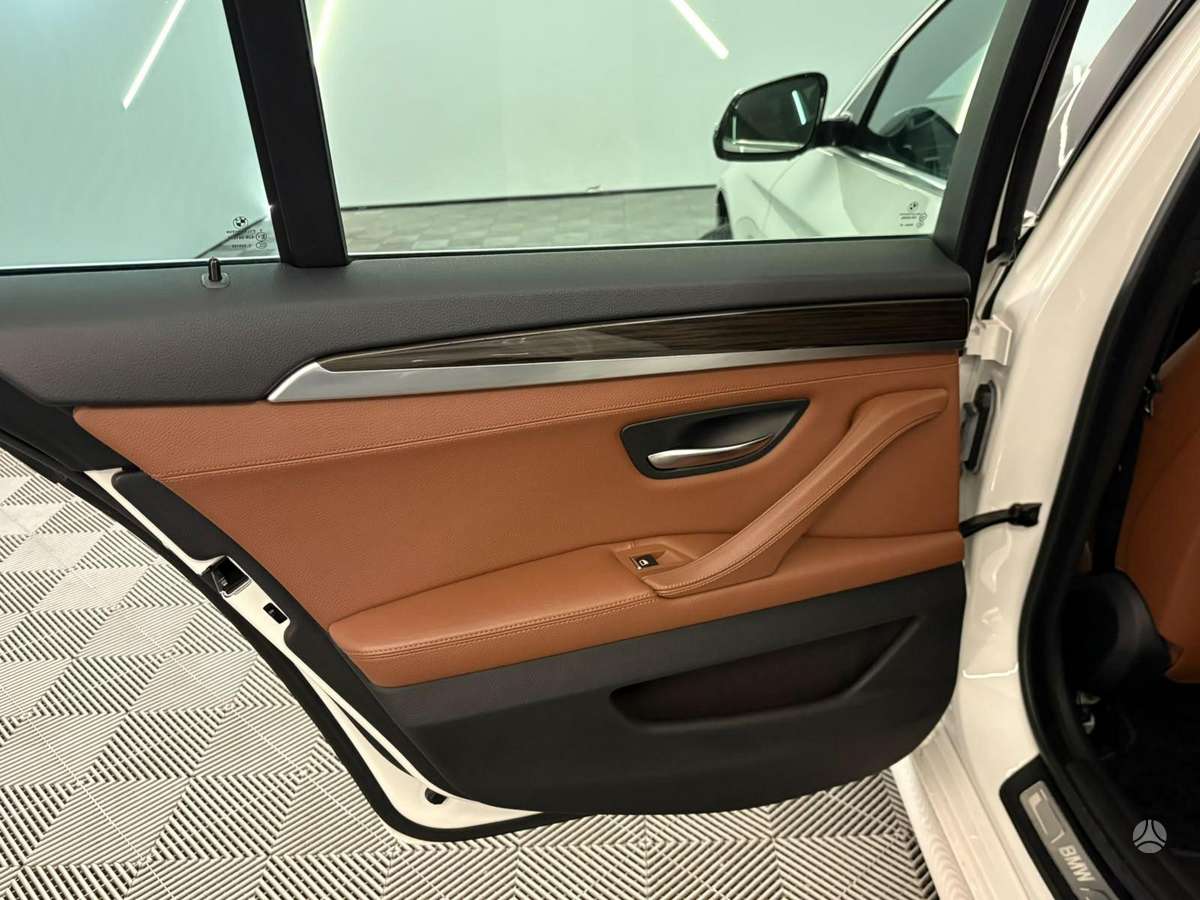 BMW 520, 2.0 l., Универсал