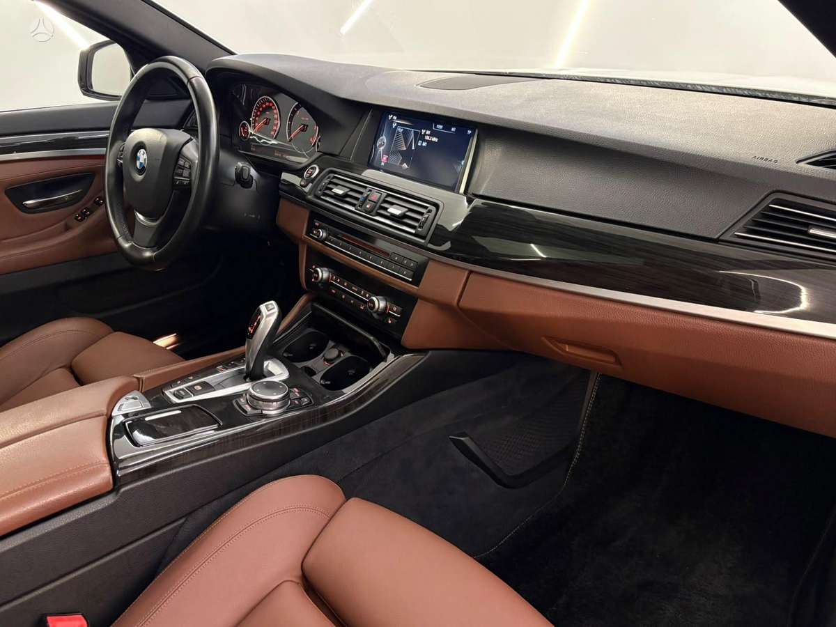 BMW 520, 2.0 l., wagon