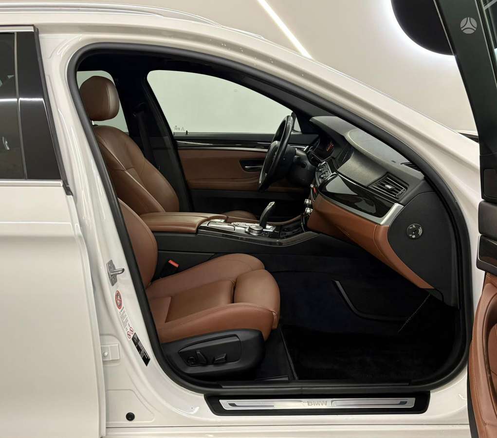 BMW 520, 2.0 l., wagon