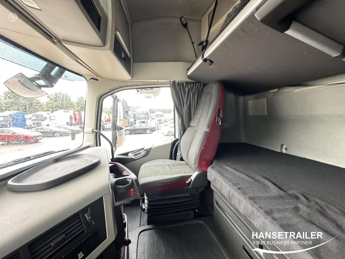 Volvo FH FH500, double sleeper