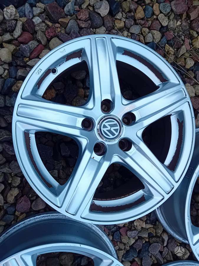 Volkswagen, light alloy, R16