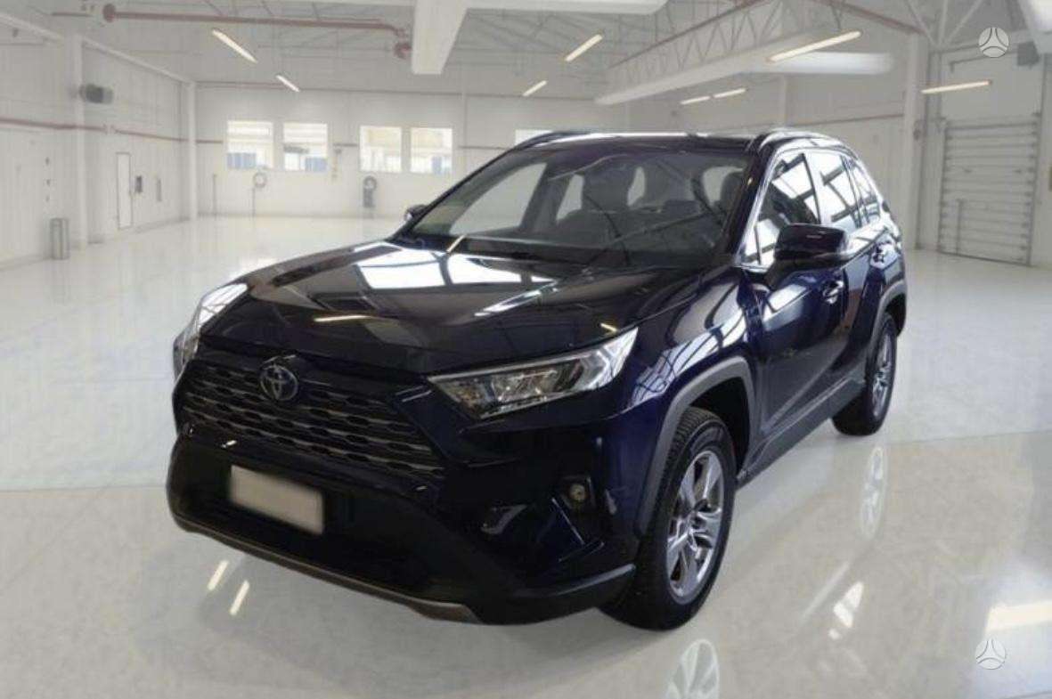 Toyota RAV4 - 1