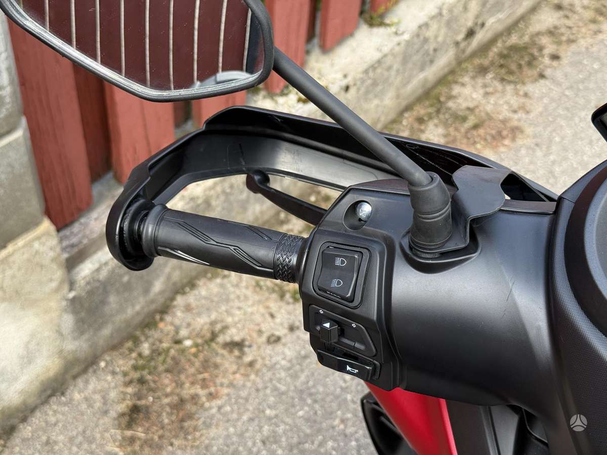 Yamaha Cygnus 125cc, мотороллеры / мопеды