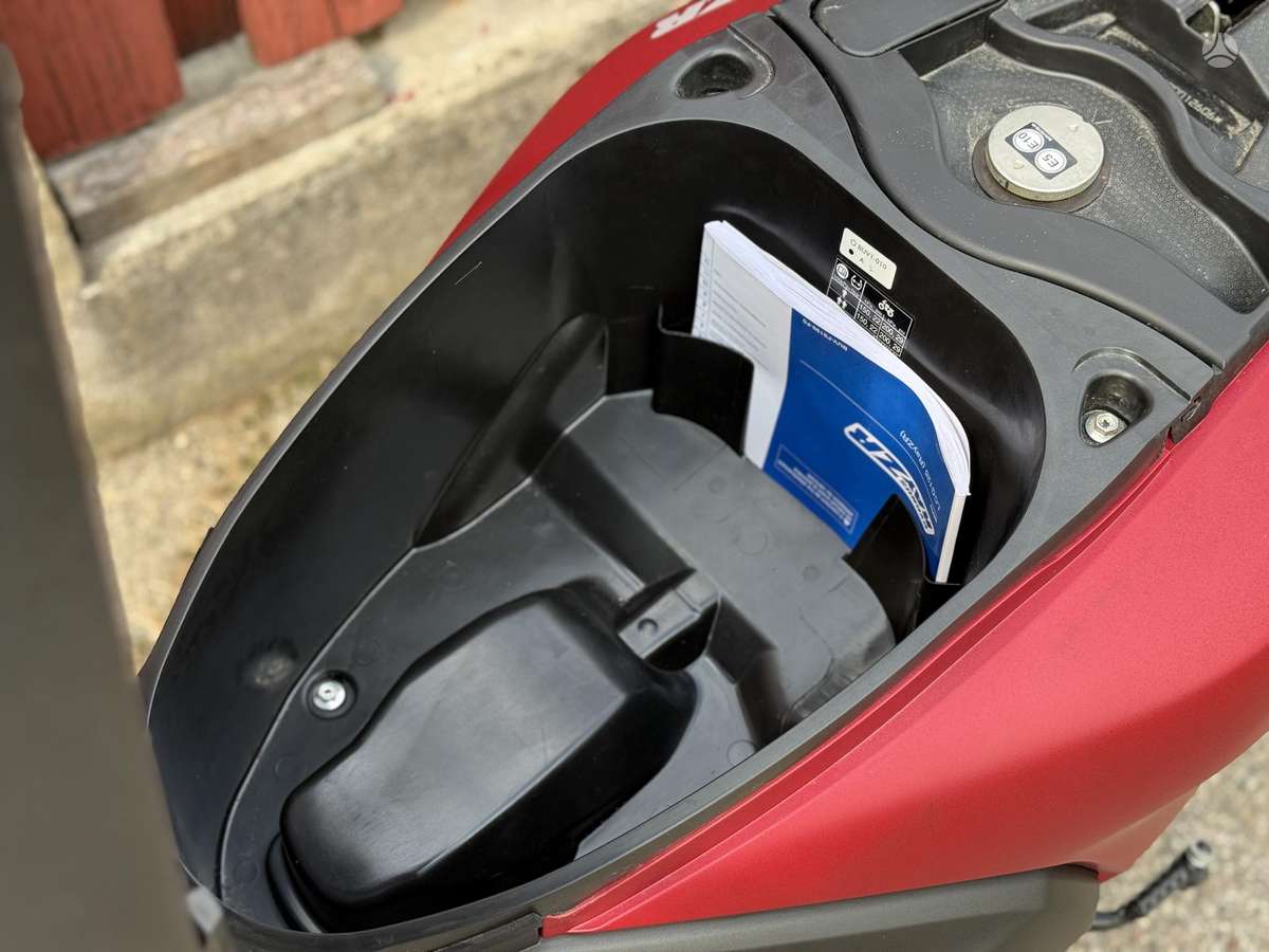 Yamaha Cygnus 125cc, мотороллеры / мопеды