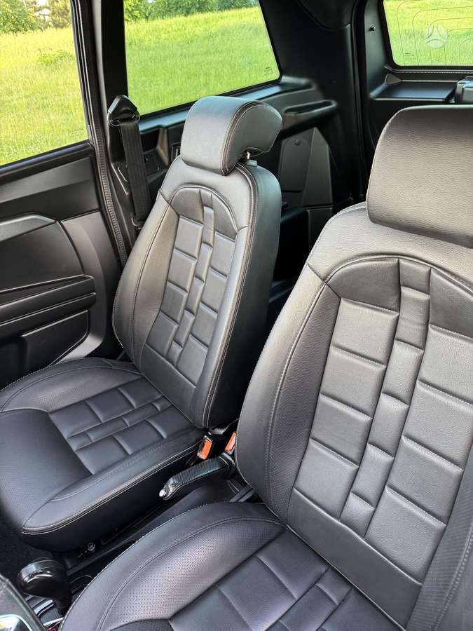 Ligier JS60, 0.5 l., hatchback