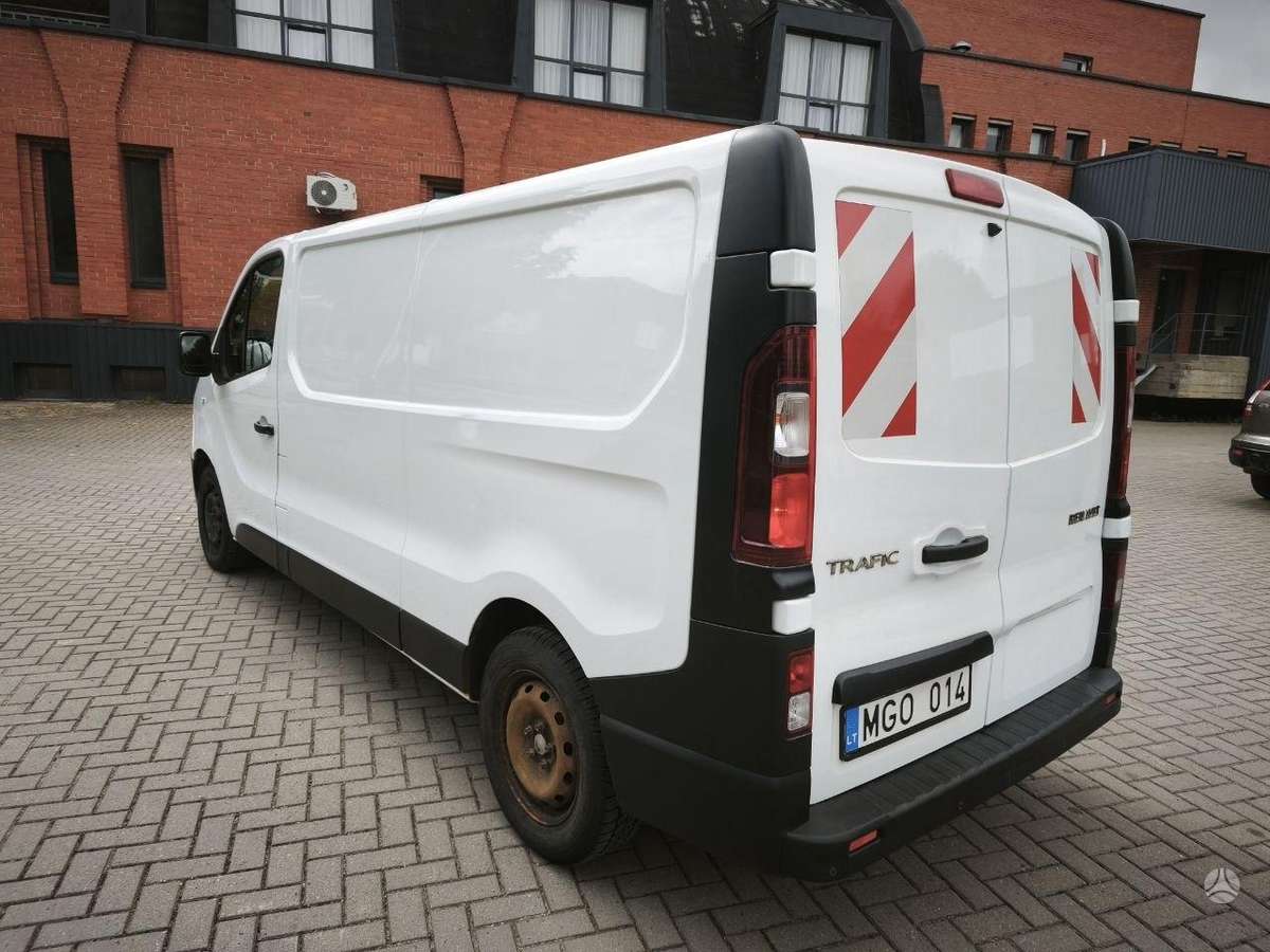 Renault Trafic - 8
