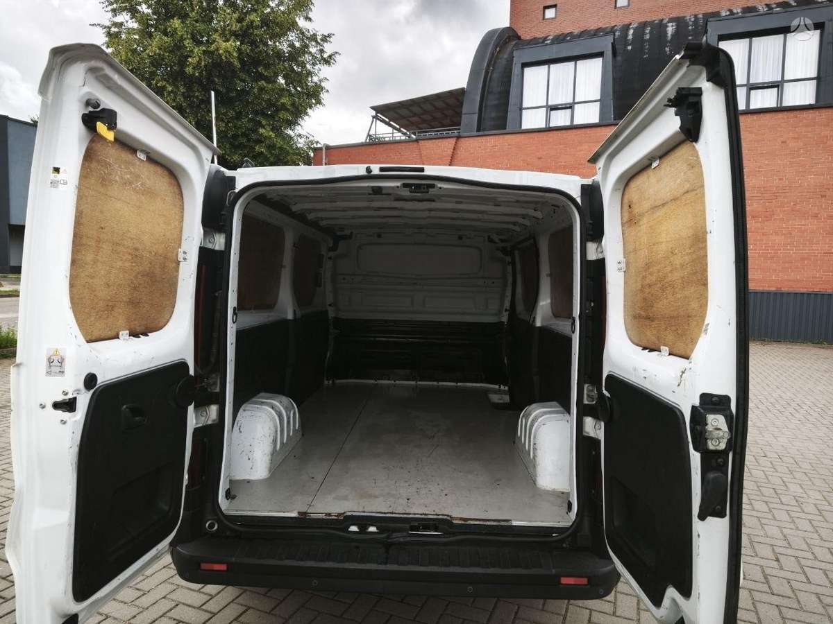 Renault Trafic - 9