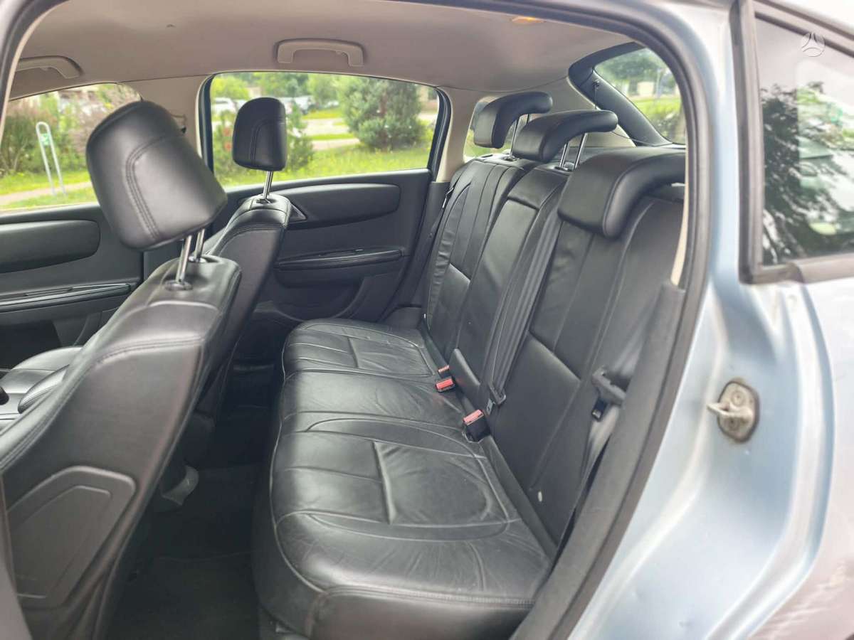Citroen C4, 2.0 l., hatchback