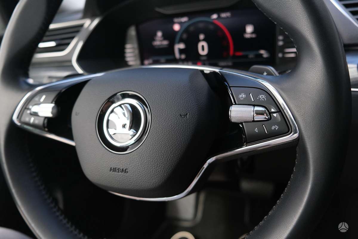 Skoda Superb, 2.0 l., hatchback