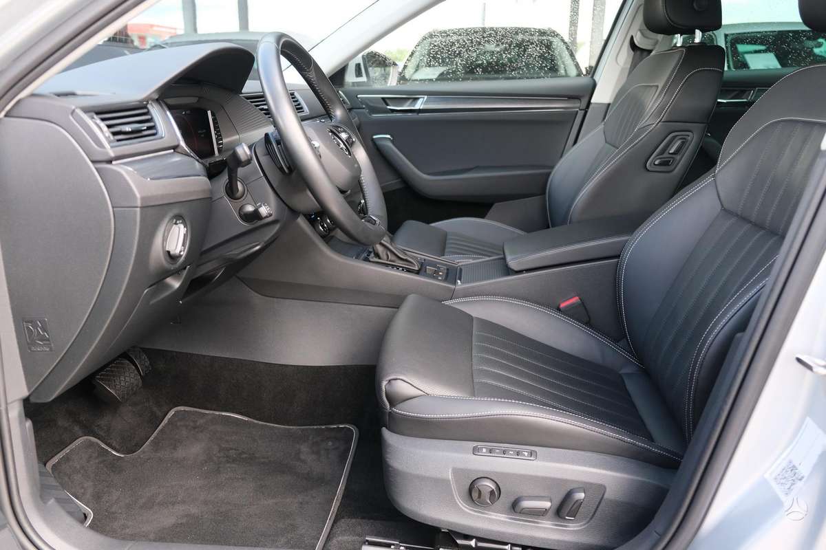 Skoda Superb, 2.0 l., hatchback