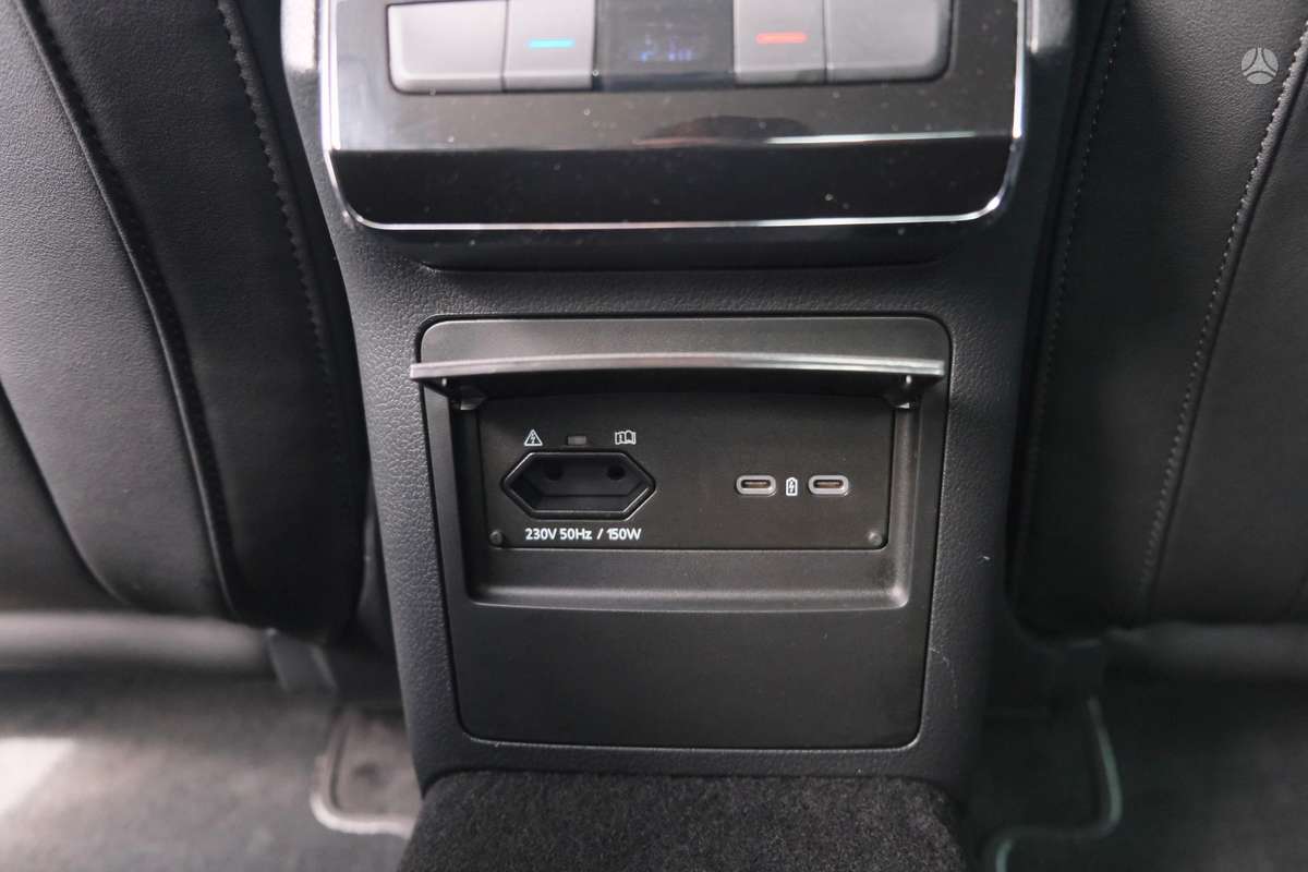 Skoda Superb, 2.0 l., hatchback