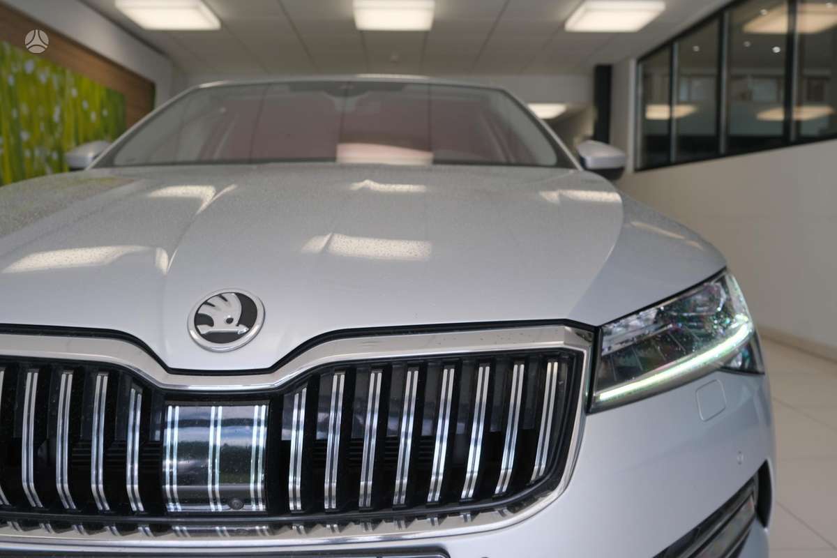 Skoda Superb, 2.0 l., hatchback