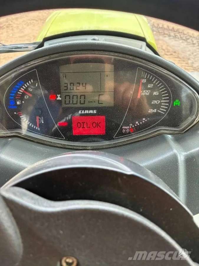 Claas Axion 830, traktoriai