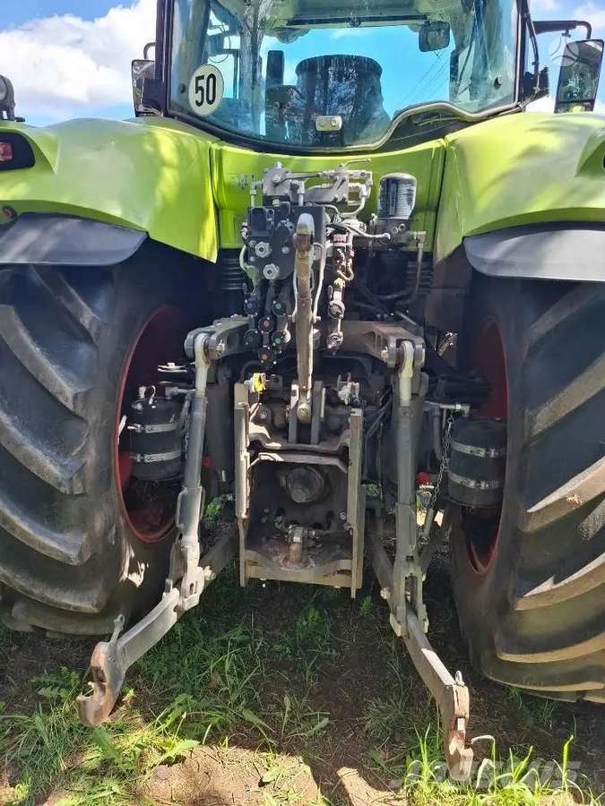 Claas Axion 830, tractors