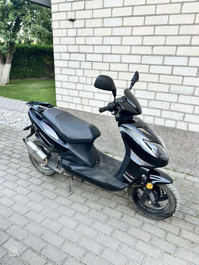 Keeway Focus 49cc, мотороллеры / мопеды