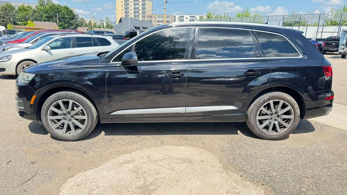 Audi Q7, 3.0 l., Внедорожник / Кроссовер