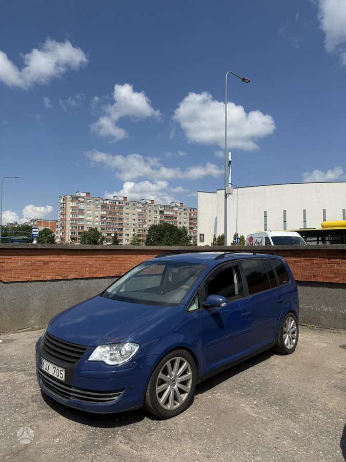 Volkswagen Touran - 5