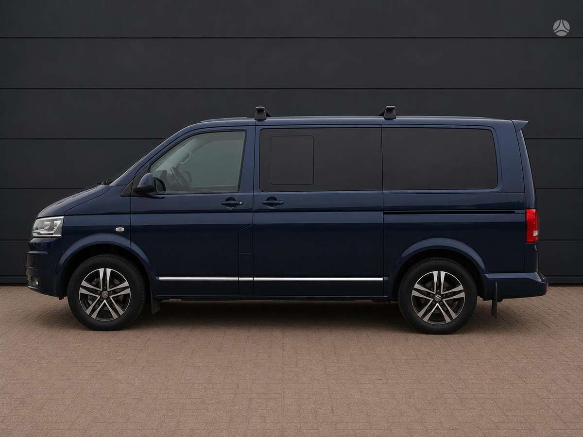 Volkswagen Multivan - 2