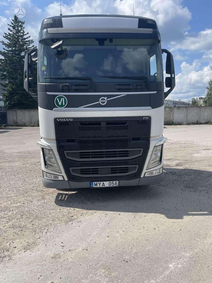 Volvo FH, 2 спальных места
