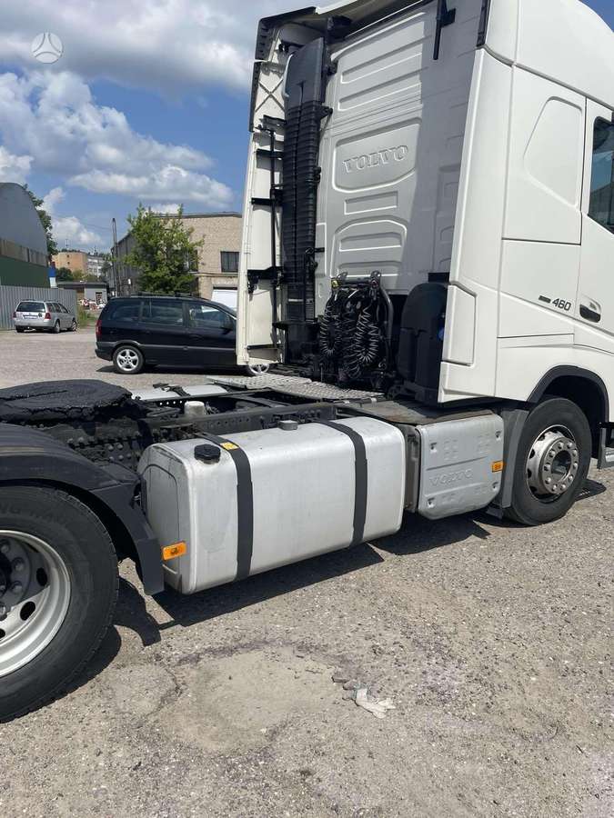 Volvo FH, 2 спальных места