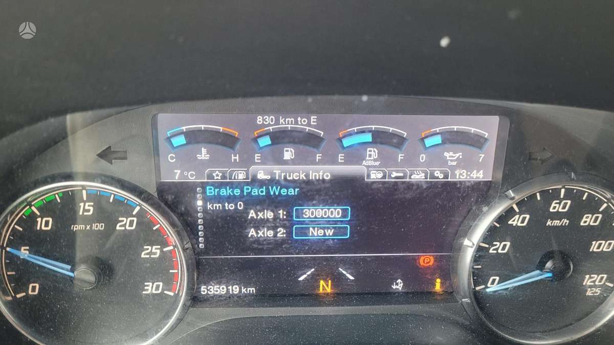 Ford F-MAX, 2 miegamosios vietos