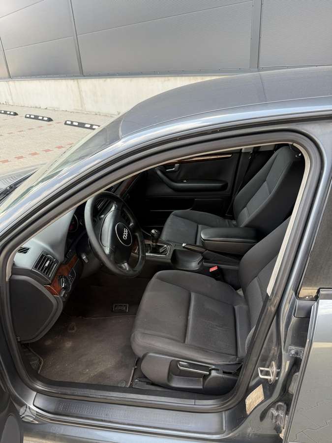 Audi A4, 2.0 l., Седан