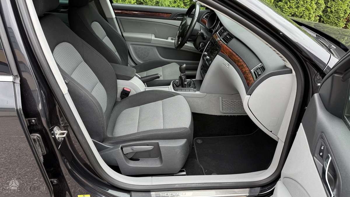 Skoda Superb, 1.6 l., Универсал