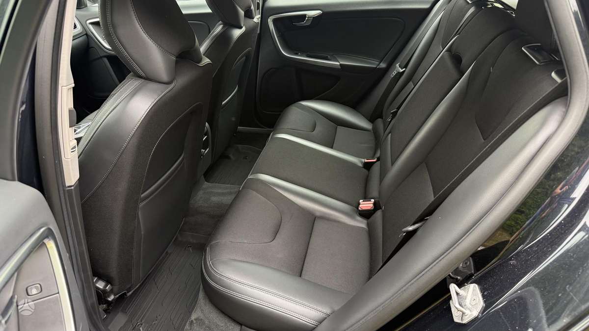 Volvo V60, 2.0 l., wagon