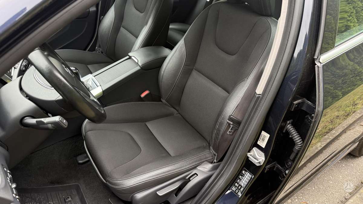 Volvo V60, 2.0 l., wagon
