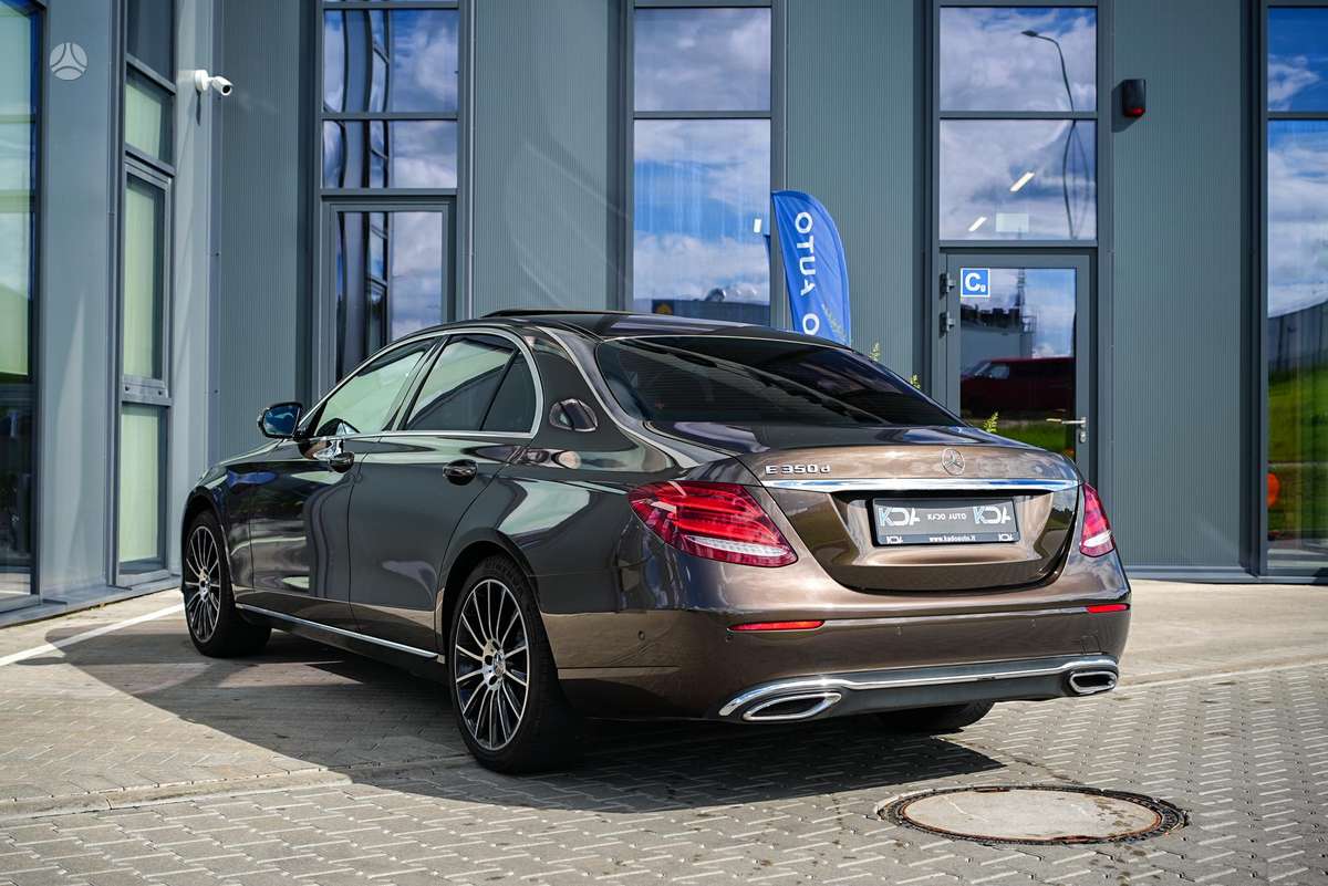 Mercedes-Benz E350, 3.0 l., Седан