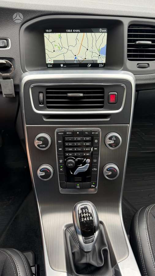 Volvo V60, 2.0 l., Универсал