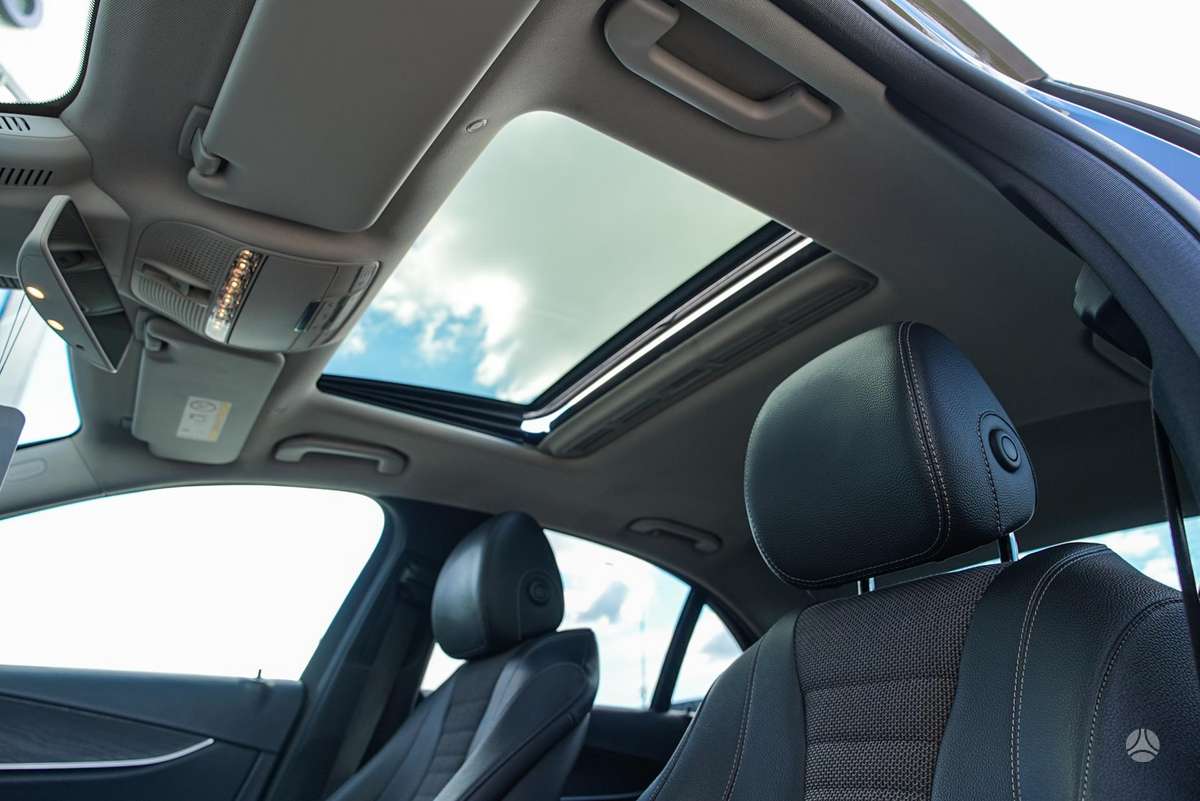 Mercedes-Benz E350, 3.0 l., Седан