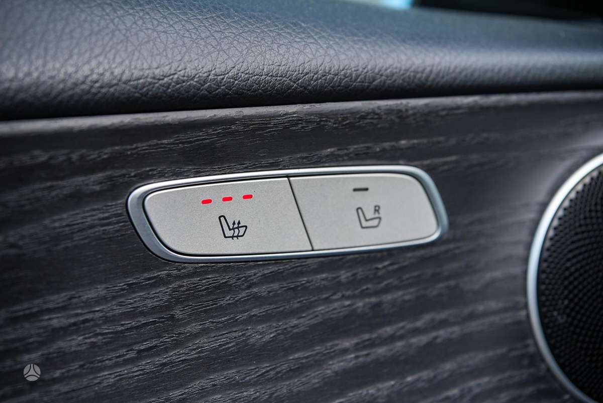 Mercedes-Benz E350, 3.0 l., Седан