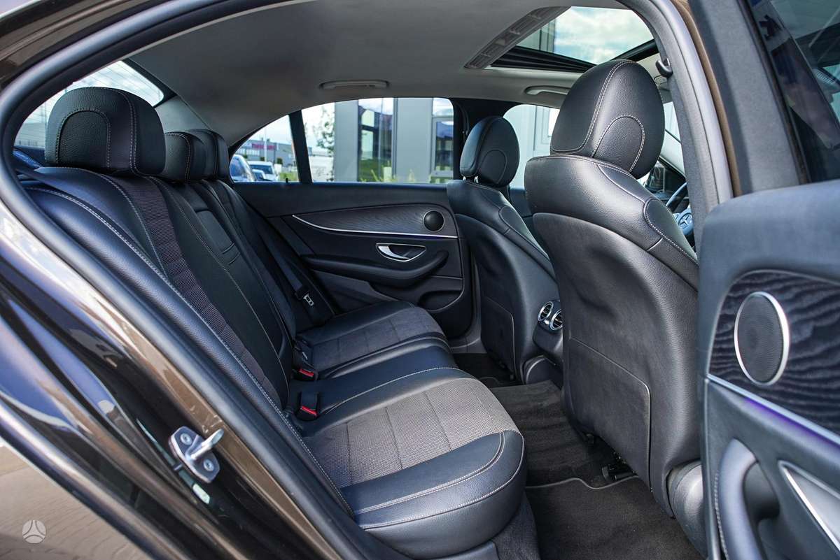 Mercedes-Benz E350, 3.0 l., Седан